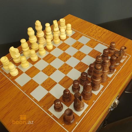 Подарочный набор Шахматы с флягой Девичья башня "Maiden's Tower"